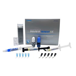 Kuraray Noritake PANAVIA Veneer LC - Clear - 2.6g Syringe - Standard Kit