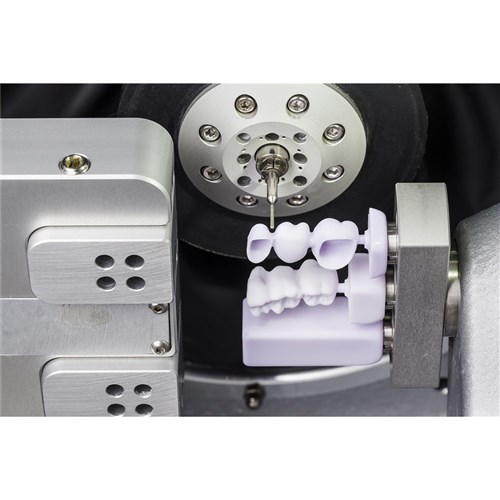 VHF N4 Milling Machine Wet - 4 Axis, 3 Blanks, 8 Tools